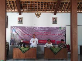 Seminar Politik Dari KKN Unas Di Pendopo Balai Kalurahan Ngawis